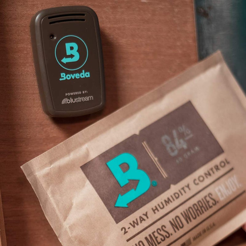 Boveda For Seasoning Two-Way Humidity Control Packs - 84% RH to Season a Wood Humidifier Box (Small- to Medium-Size, Up to 100-Count) - Size 60 - 4 Pack in a Resealable Bag - Image 2